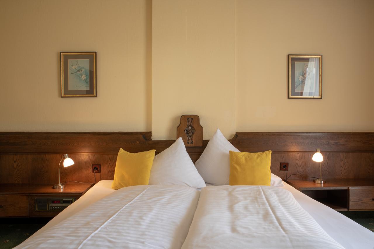 Hotel Kanz 菲拉赫 外观 照片