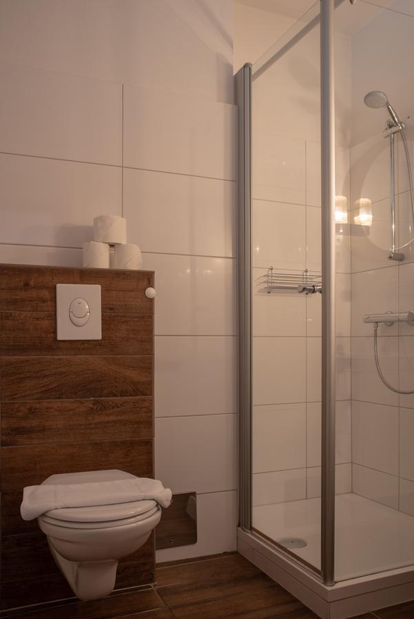 Hotel Kanz 菲拉赫 外观 照片