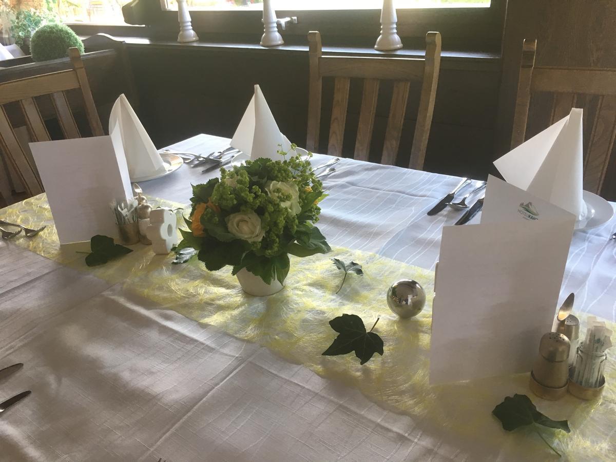 Hotel Kanz 菲拉赫 外观 照片