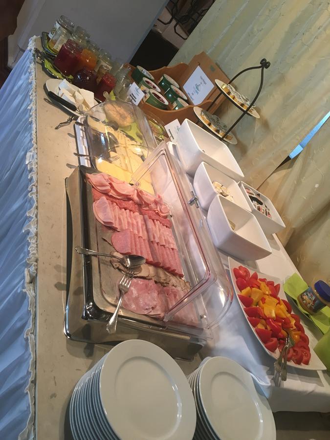 Hotel Kanz 菲拉赫 外观 照片